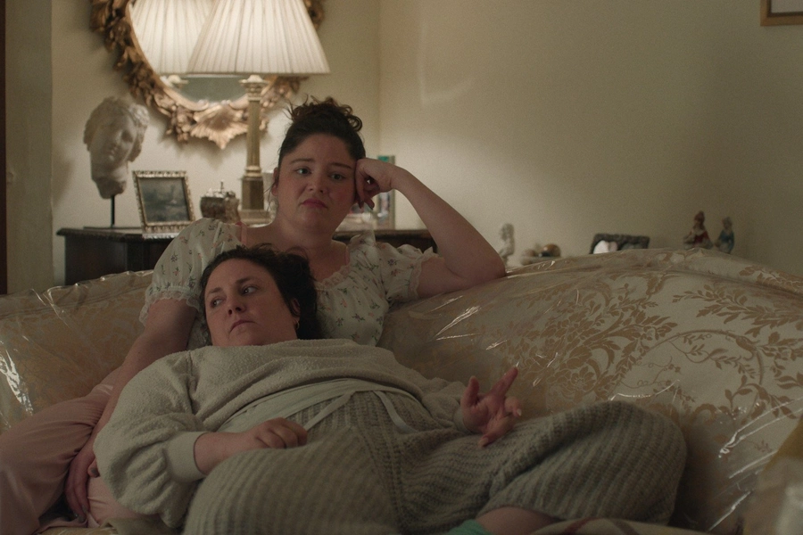 meg-stalter-struggles-with-slangs-too-much-netflix