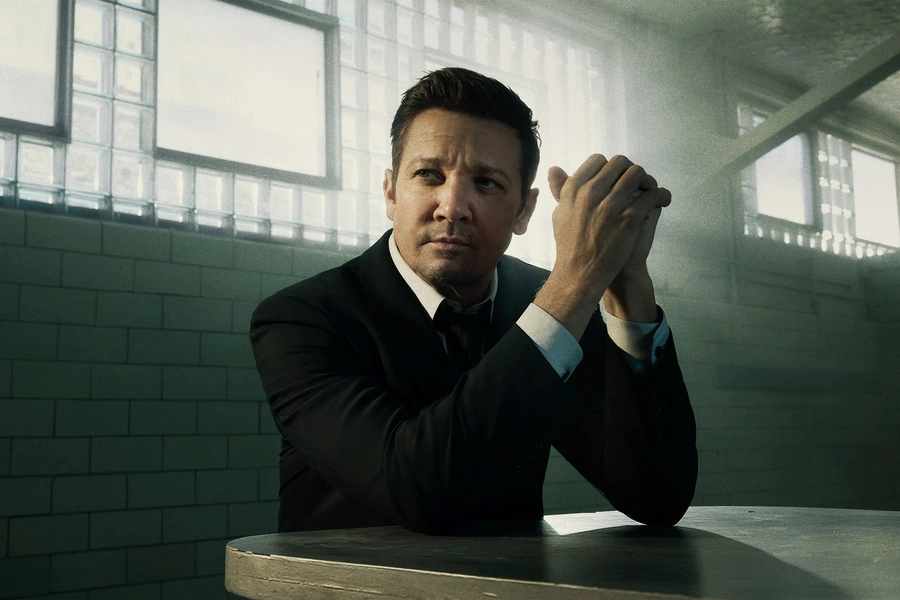 mike-protects-sam-in-an-intense-fight