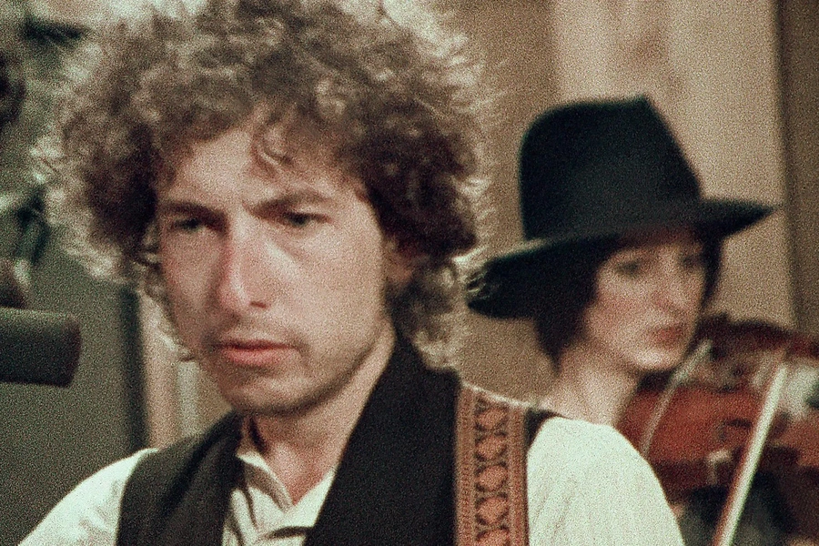 rolling-thunder-revue-a-bob-dylan-story-by-martin