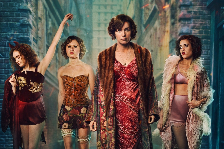dope-girls-post-world-war-one-streaming-on-hulu