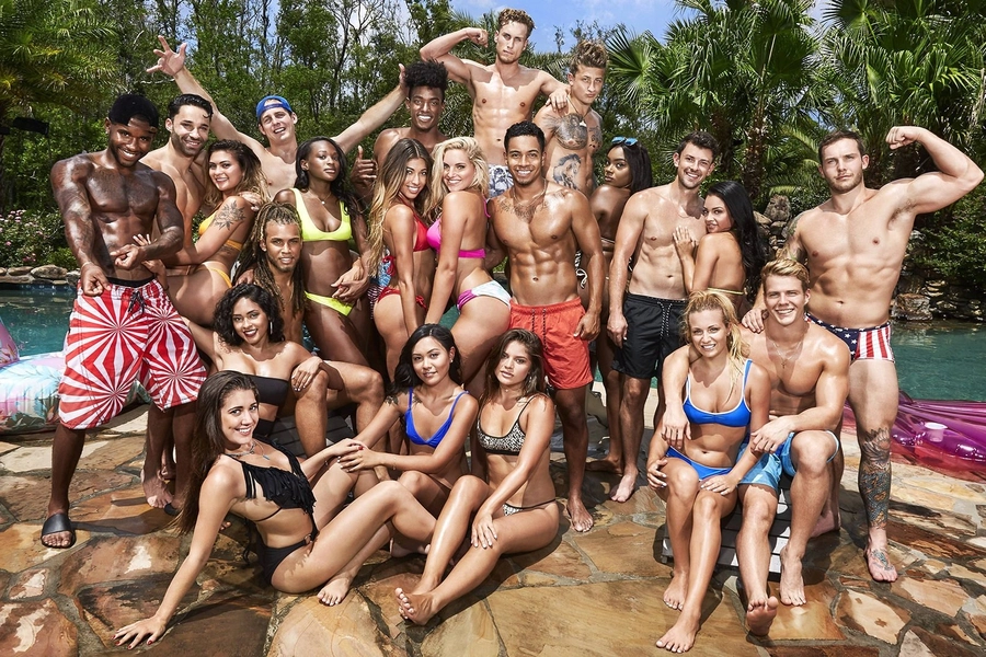 areyoutheone-dating-show-paramountplus