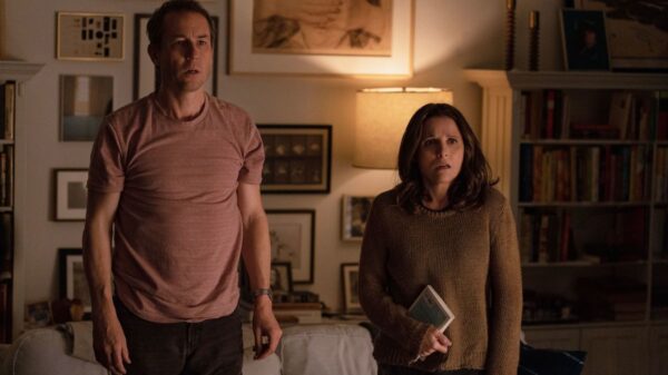 Tobias Menzies and Julia Louis-Dreyfus in 'You Hurt My Feelings'