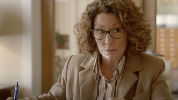 Kitty Flanagan in 'Fisk'