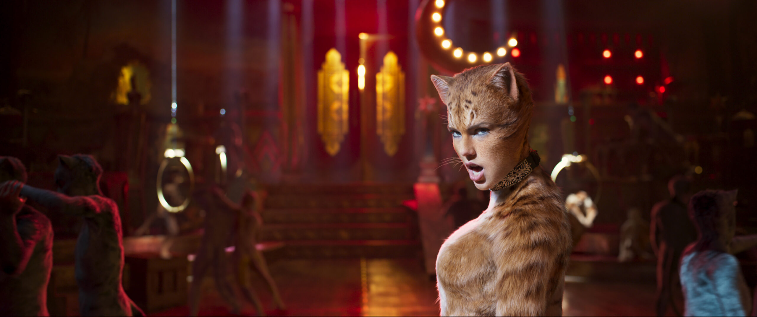 Taylor Swift in 'Cats' / Universal Pictures